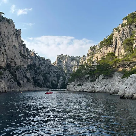 Vue Sur La Baie De *