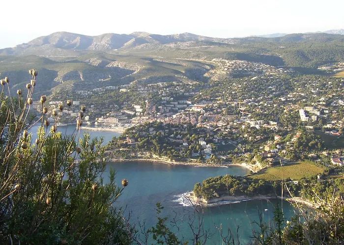 Vue Sur La Baie De Nyaraló Cassis