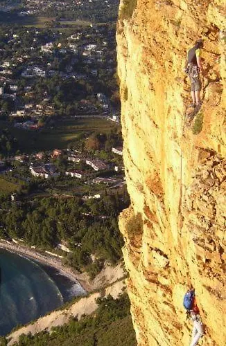 Vue Sur La Baie De Nyaraló Cassis